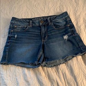 💥3 for $10💥 AEO distressed jean shorts